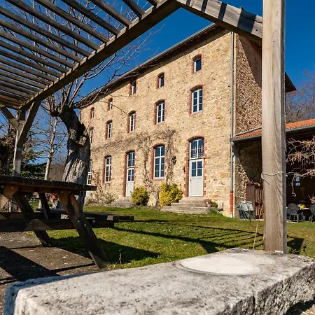 Prázdninový dům La Chastanha Saint-Symphorien-de-Mahun